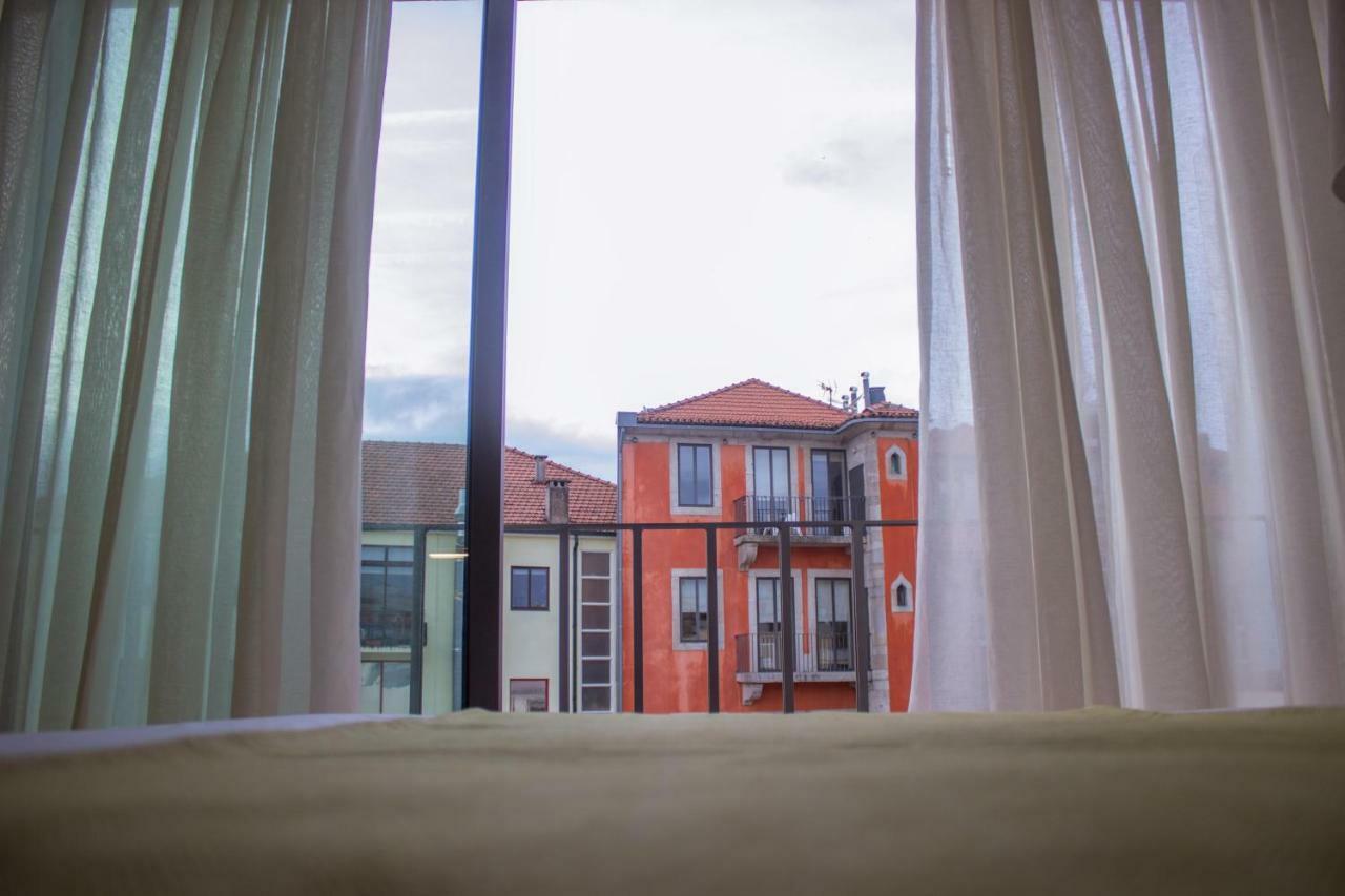 Bright Downtown Apartment Porto Exterior foto